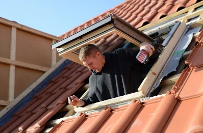Pose de fenêtres de toit Velux à Origne